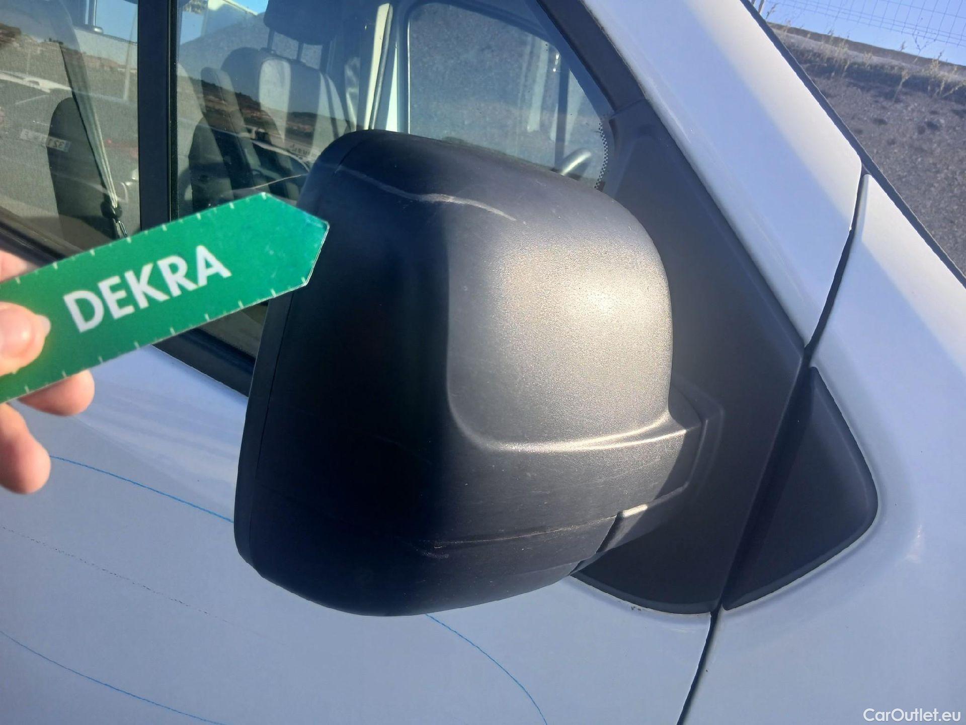  Opel  Vivaro OPEL  / 2014 / 4P / combi 1.6 CDTI S/S 107kW (145CV) L2 2.9t Com-9 #20