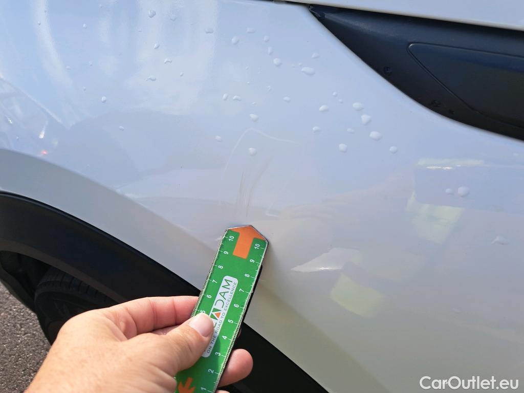  Peugeot  2008 PEUGEOT  / 2019 / 5P / todoterreno Active BlueHDI 81kW (110CV) #27