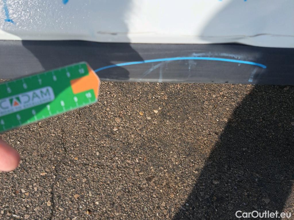 KIA  STONIC KIA  / 2017 / 5P / todoterreno 1.2 DPi 62kW (84CV) Concept #32