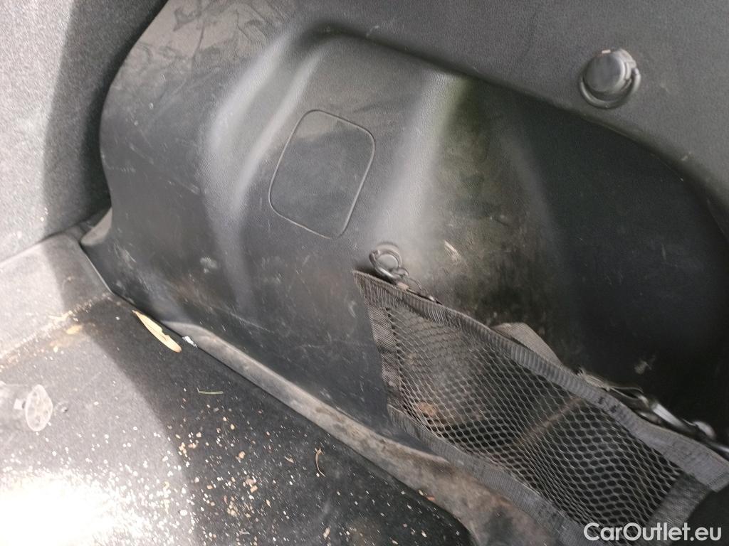  Nissan  Leaf NISSAN  / 2017 / 5P / berlina con portón 62kWh e+ Acenta #15