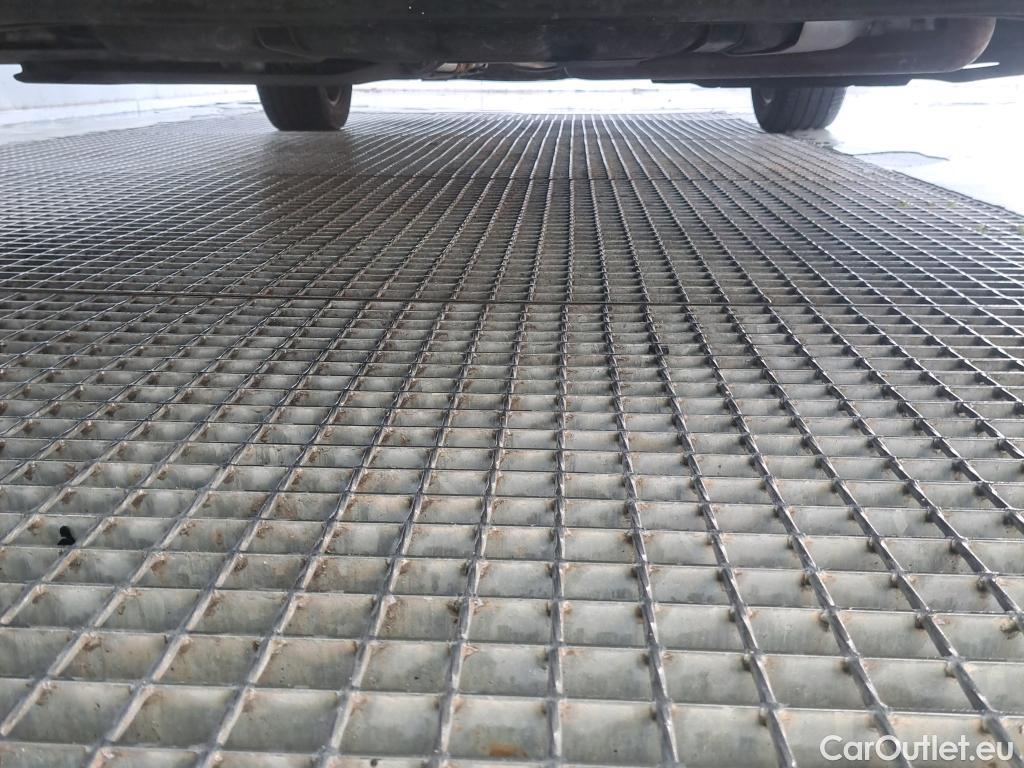 KIA  STONIC KIA  / 2017 / 5P / todoterreno 1.2 DPi 62kW (84CV) Concept #11