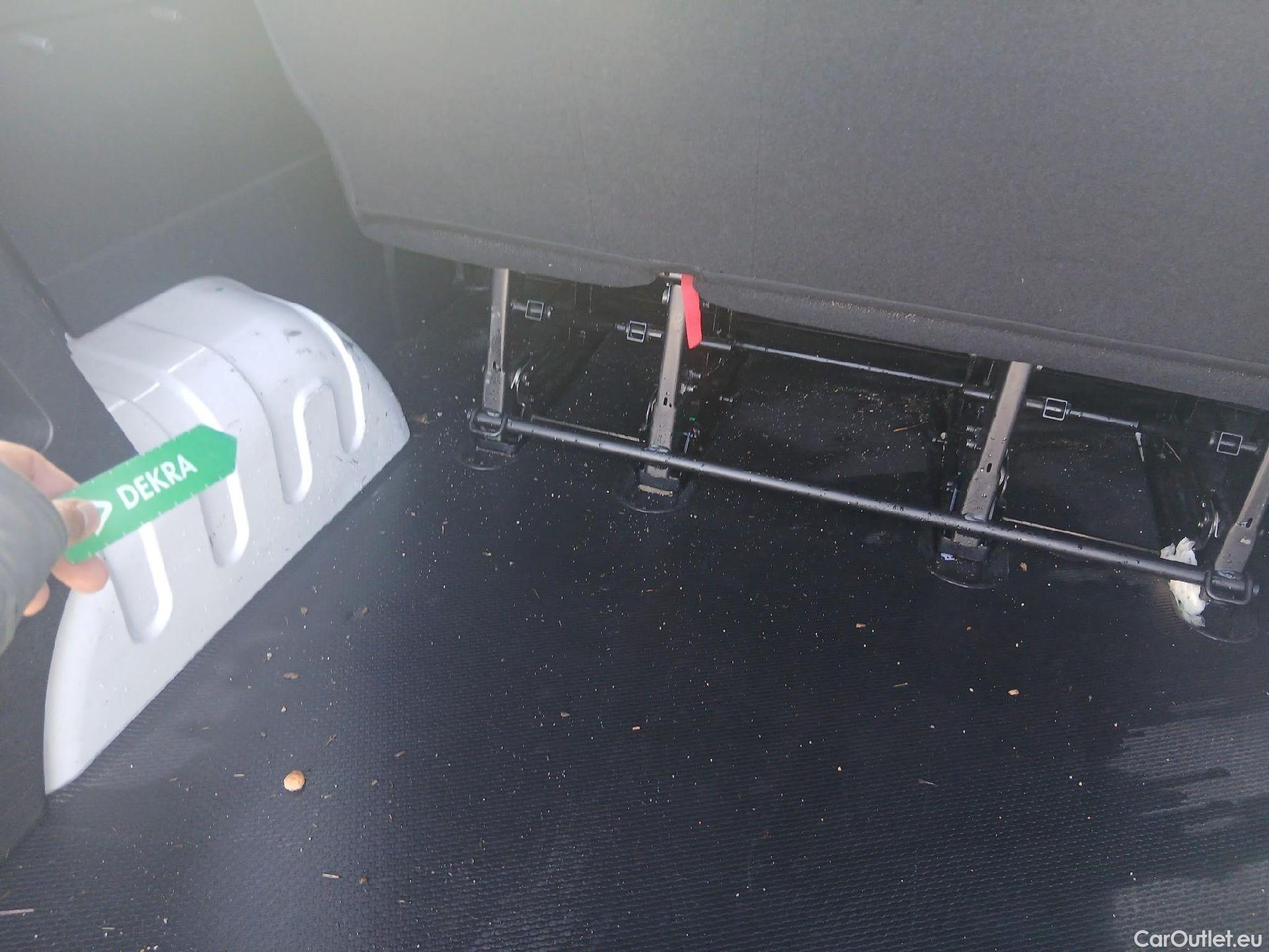  Opel  Vivaro OPEL  / 2014 / 4P / combi 1.6 CDTI S/S 107kW (145CV) L2 2.9t Com-9 #2