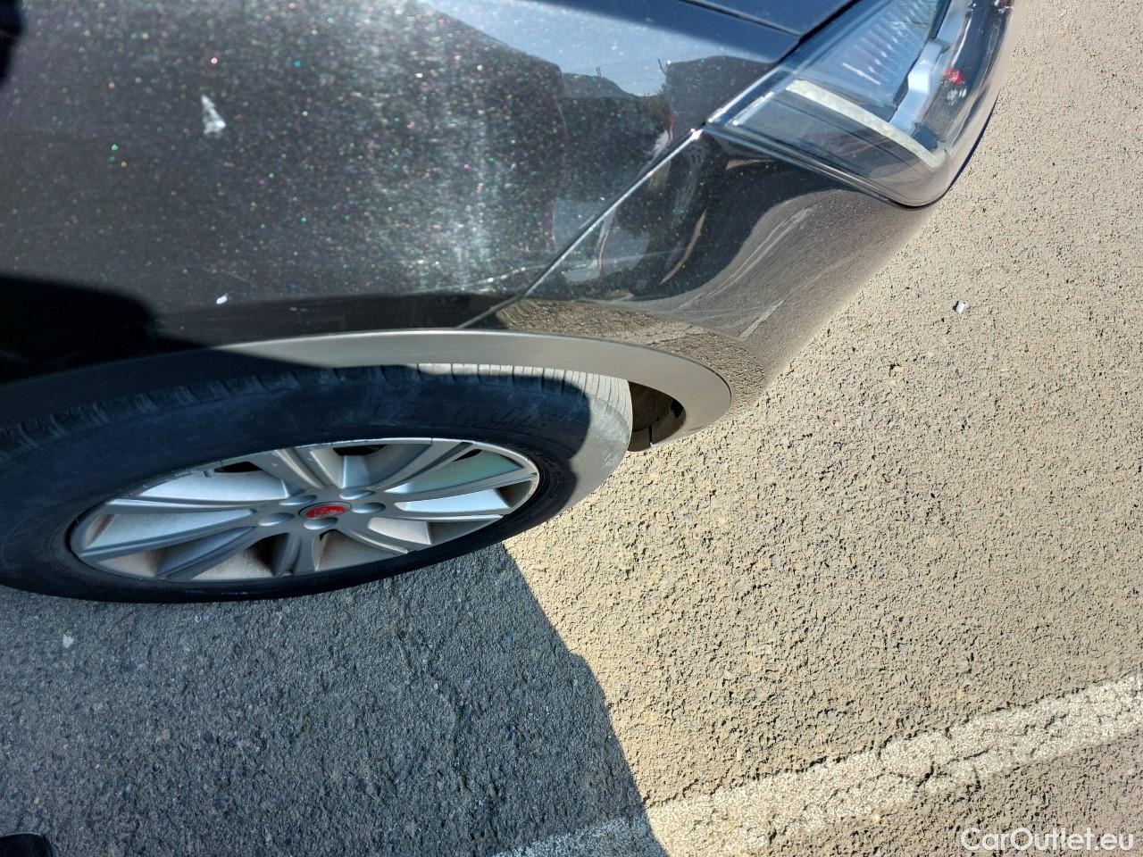  Jaguar  E-PACE JAGUAR  / 2017 / 5P / todoterreno 2.0D 110kW S 4WD Auto #30