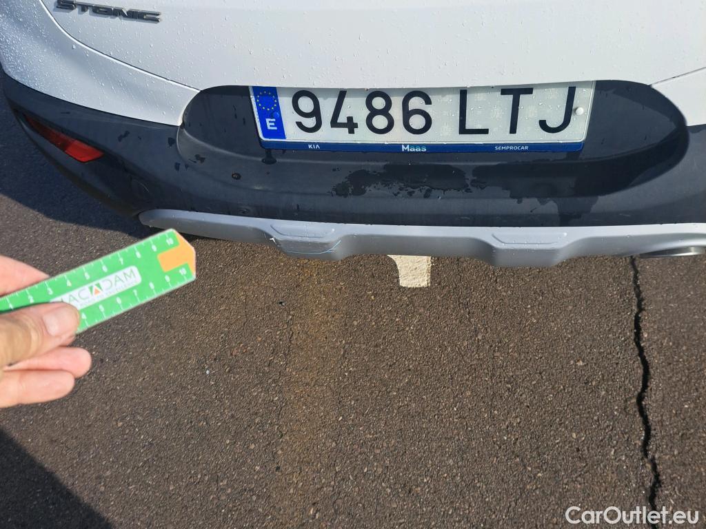 KIA  STONIC KIA  / 2017 / 5P / todoterreno 1.2 DPi 62kW (84CV) Concept #26