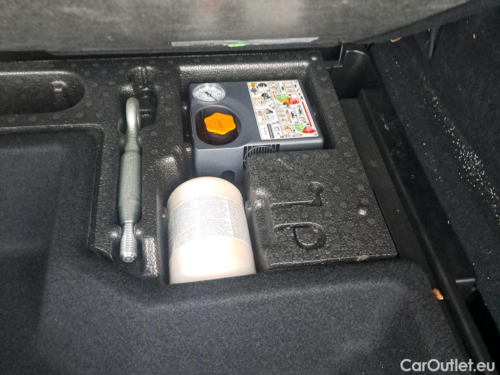 Volvo  XC60 VOLVO  / 2017 / 5P / todoterreno 2.0 B4 D Momentum Auto #10