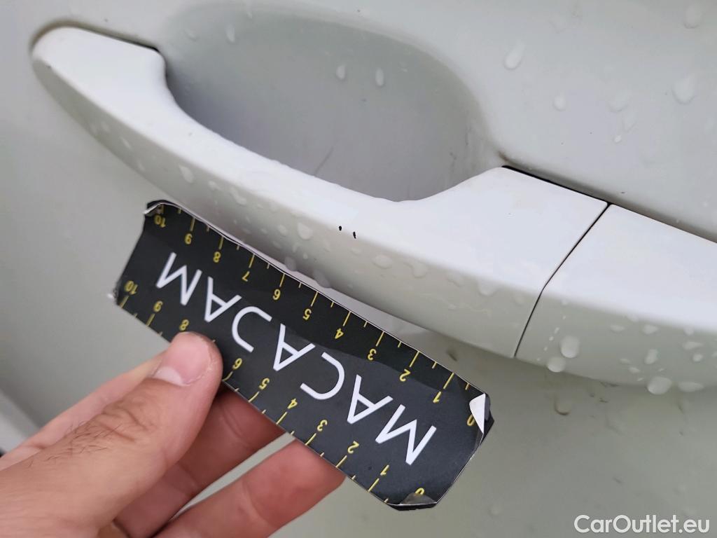  Hyundai  Tucson HYUNDAI  / 2018 / 5P / todoterreno 1.6 CRDI 85kW (116CV) 48V SLE 4X2(SP)(SL) #37