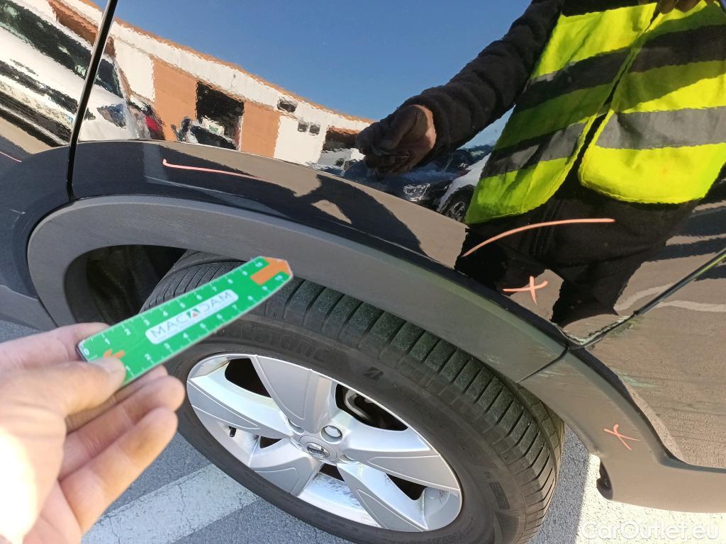  Volvo  XC 40 VOLVO XC40 / 2017 / 5P / todoterreno 1.5 T2 Momentum Core #2