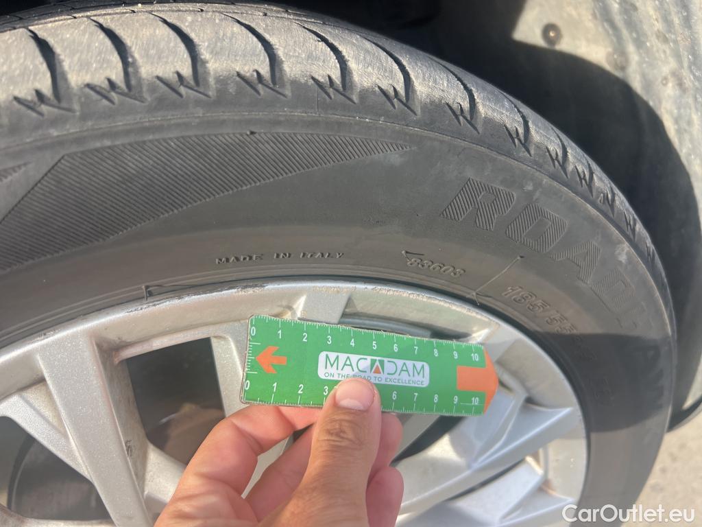  Fiat  500 FIAT  / 2015 / 3P / berlina con portón Lounge 1.2 8v 51KW (69 CV) (AC) #18