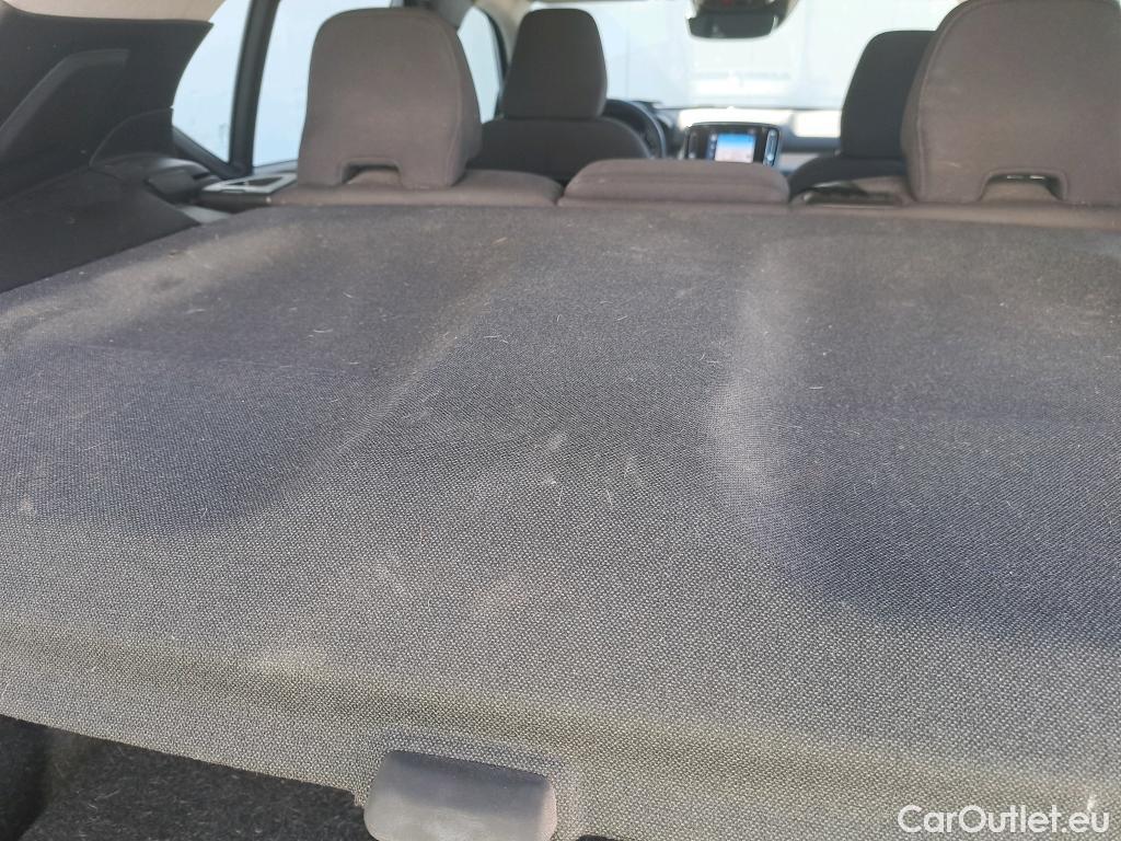  Volvo  XC 40 VOLVO XC40 / 2017 / 5P / todoterreno 1.5 T3 Momentum Pro #8