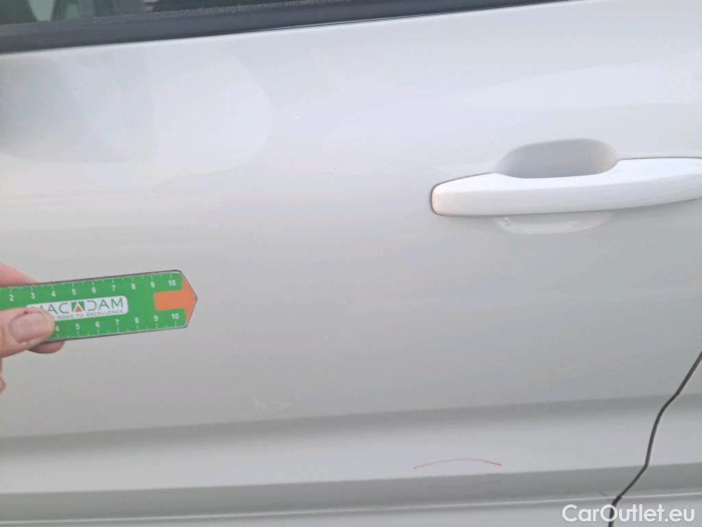 Volvo  XC60 VOLVO  / 2017 / 5P / todoterreno 2.0 B4 D Momentum Auto #3