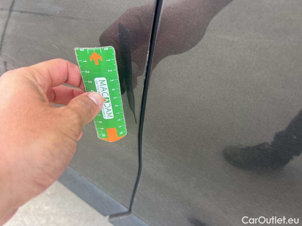  DS  DS7 DS DS 7 Crossback / 2017 / 5P / todoterreno BlueHDi DE 96kW (130CV) Auto. CHIC (AC) #2