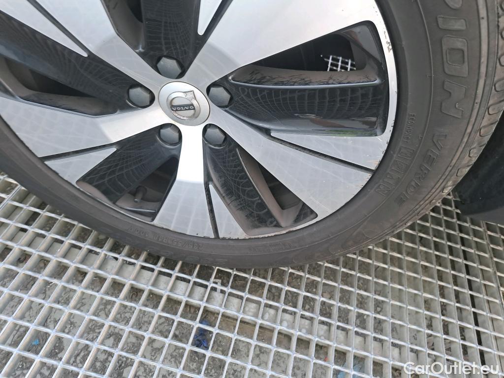  Volvo  XC 40 VOLVO XC40 / 2017 / 5P / todoterreno 1.5 T3 Momentum Pro #2