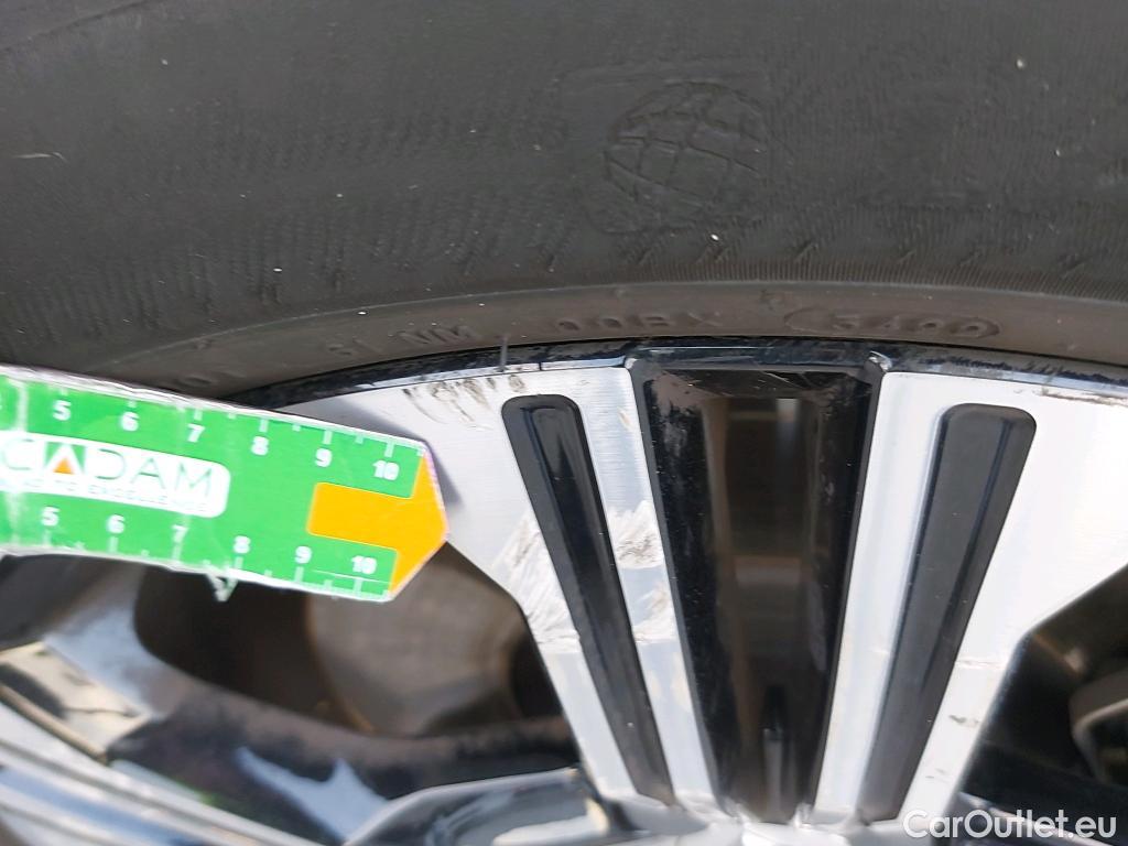 Volvo  XC 40 XC40 Inscription Expression Recharge Plug-In Hybrid 2WD 1.5 T5 260CV AT7 E6d #4