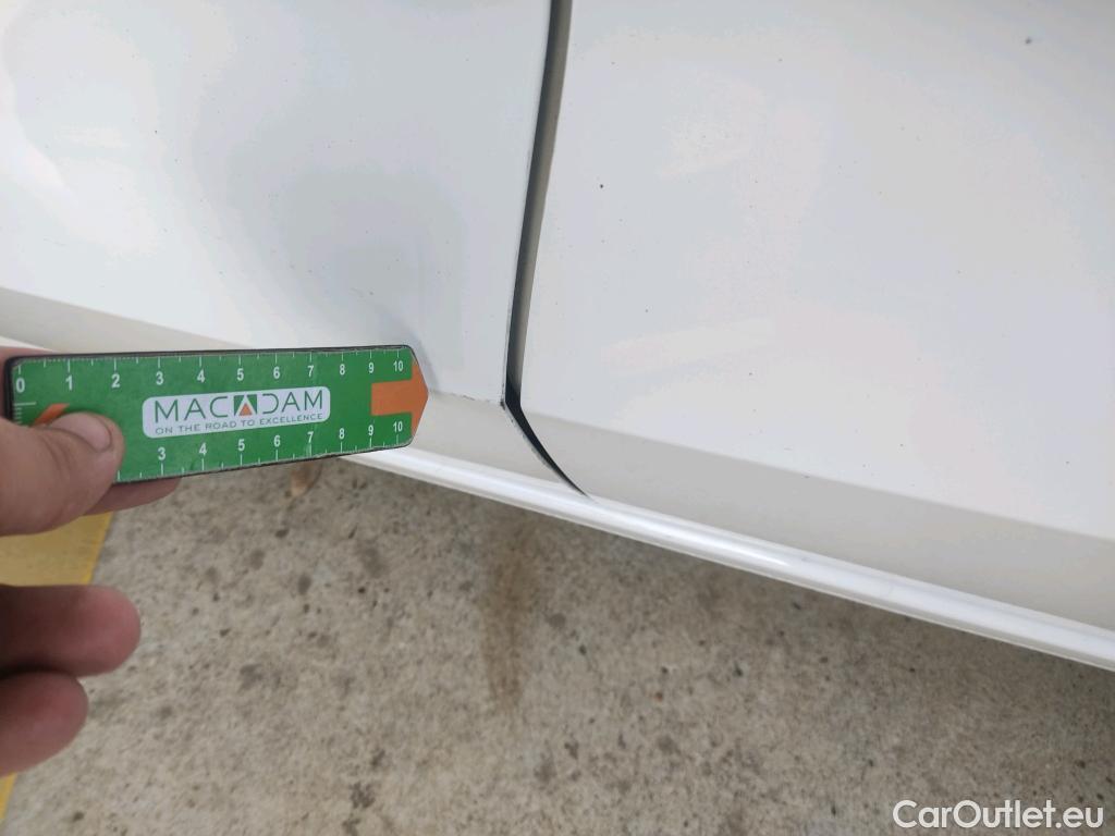  Audi  A3 AUDI  / 2020 / 5P / berlina con portón Sportback 30 TFSI 81kW (110CV) S tronic #4