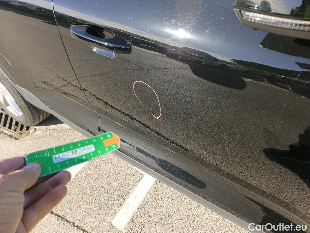  Volvo  XC 40 VOLVO XC40 / 2017 / 5P / todoterreno 1.5 T2 Momentum Core #27