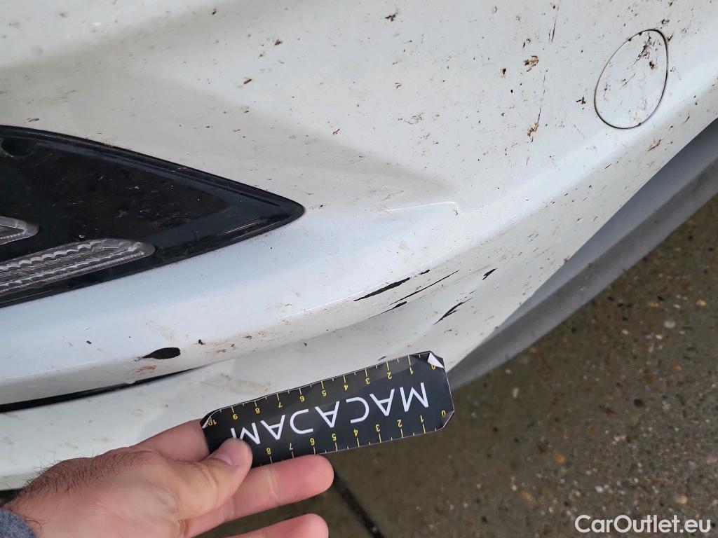  Hyundai  Tucson HYUNDAI  / 2018 / 5P / todoterreno 1.6 CRDI 85kW (116CV) 48V SLE 4X2(SP)(SL) #25