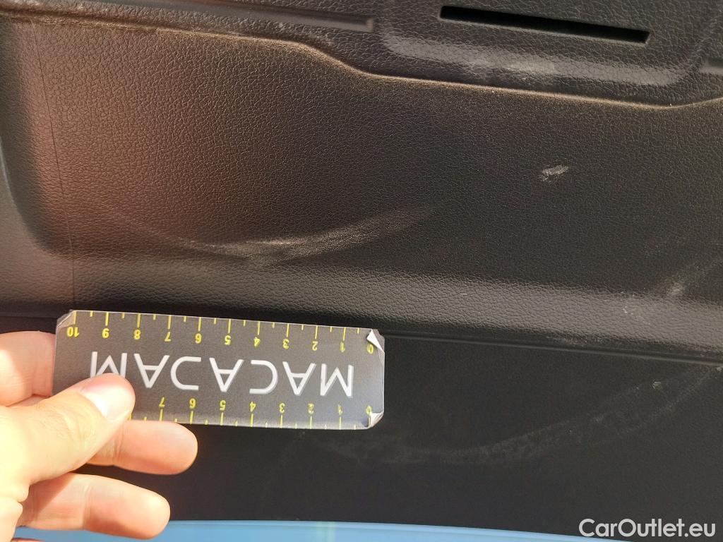  Hyundai  i20 HYUNDAI  / 2023 / 5P / berlina con portón 1.0 TGDI Klass #20