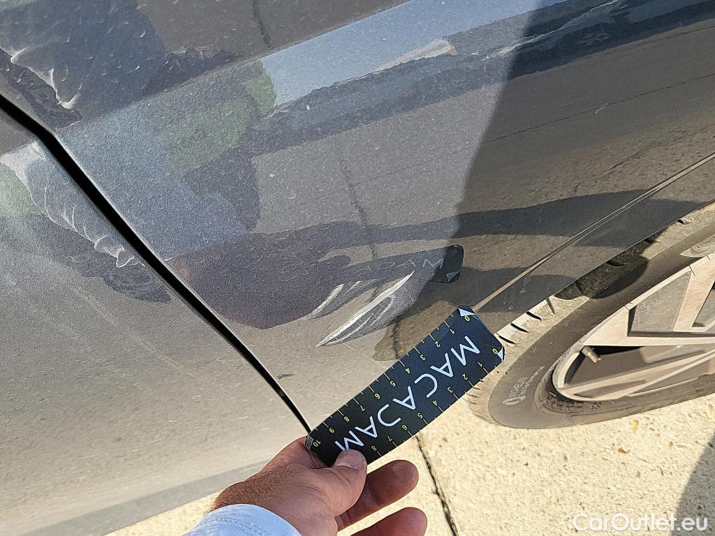  Hyundai  i20 HYUNDAI  / 2023 / 5P / berlina con portón 1.0 TGDI Klass #8