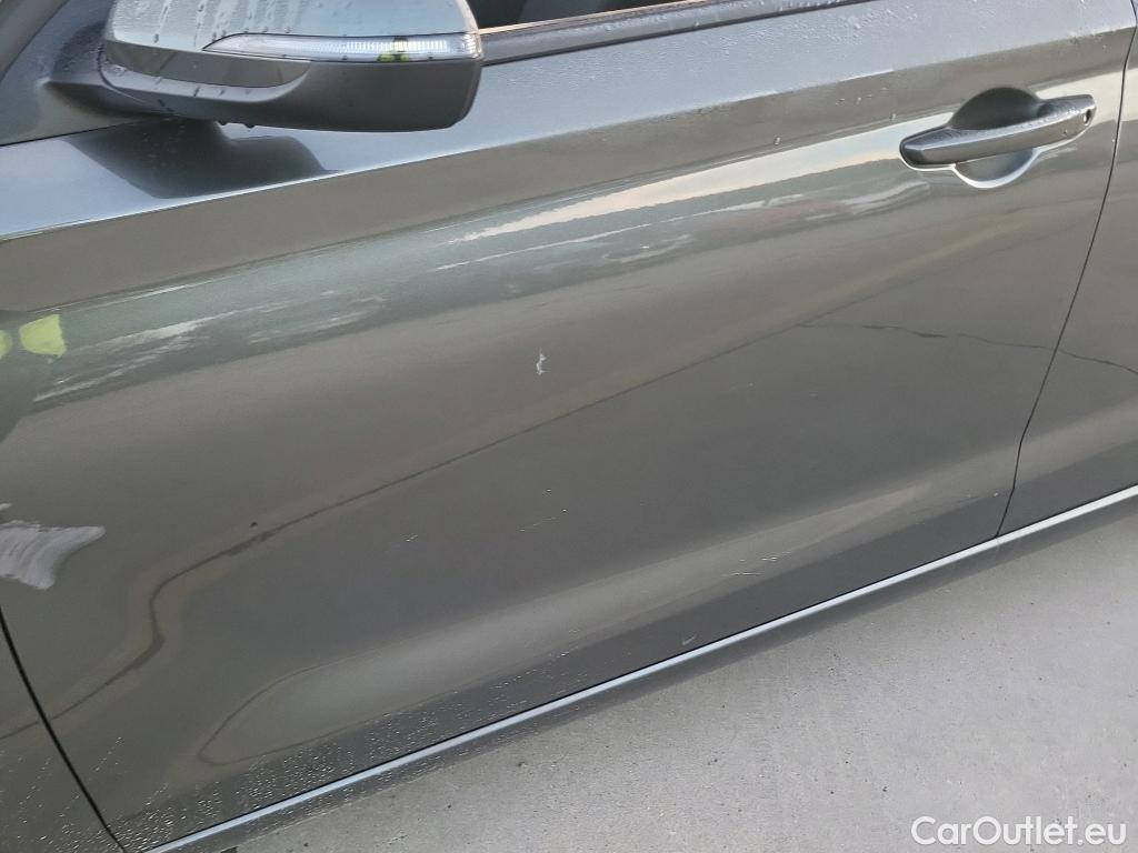 Hyundai  i30 HYUNDAI  / 2020 / 5P / berlina con portón 1.0 TGDI 48V Klass #3