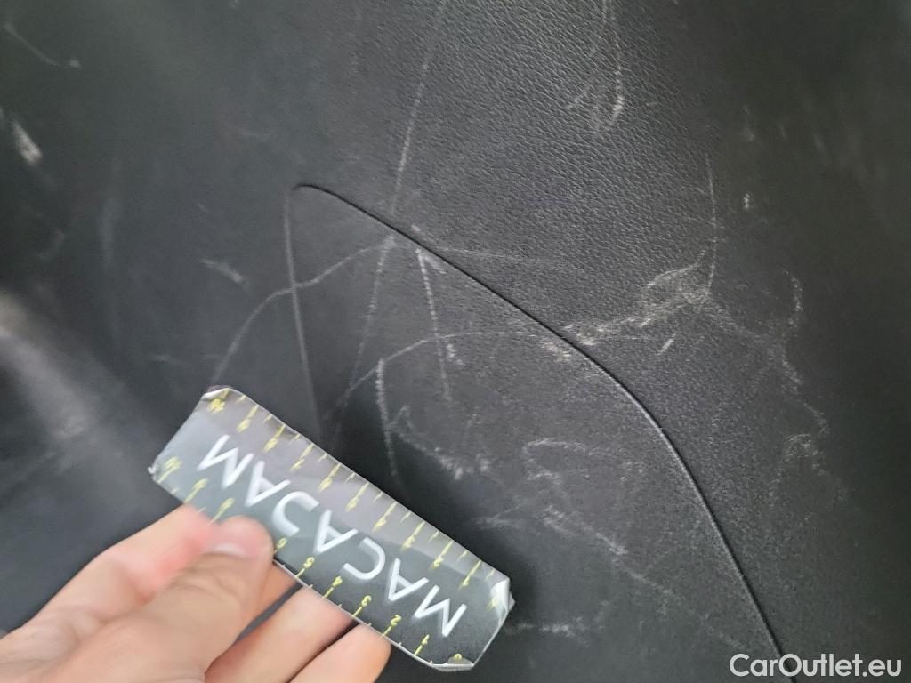  Hyundai  Tucson HYUNDAI  / 2018 / 5P / todoterreno 1.6 CRDI 85kW (116CV) 48V SLE 4X2(SP)(SL) #11