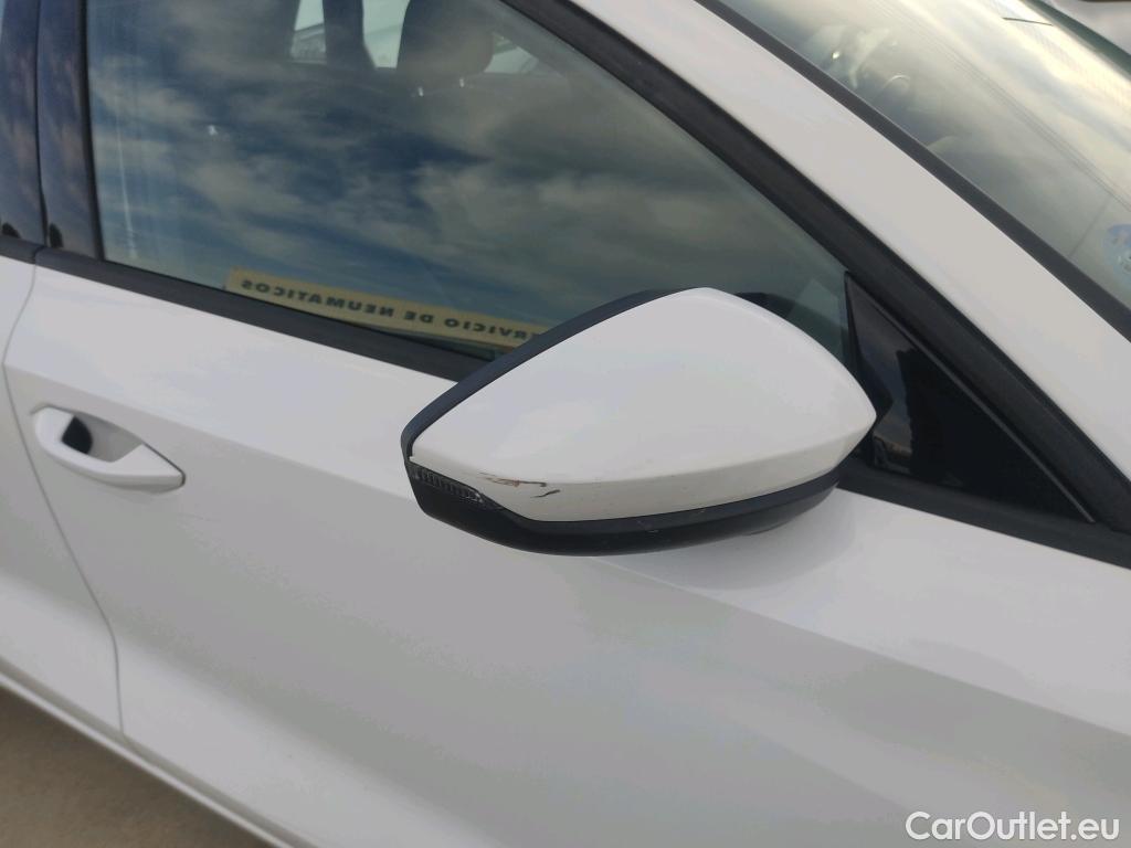  Audi  A3 AUDI  / 2020 / 5P / berlina con portón Sportback 30 TFSI 81kW (110CV) S tronic #33