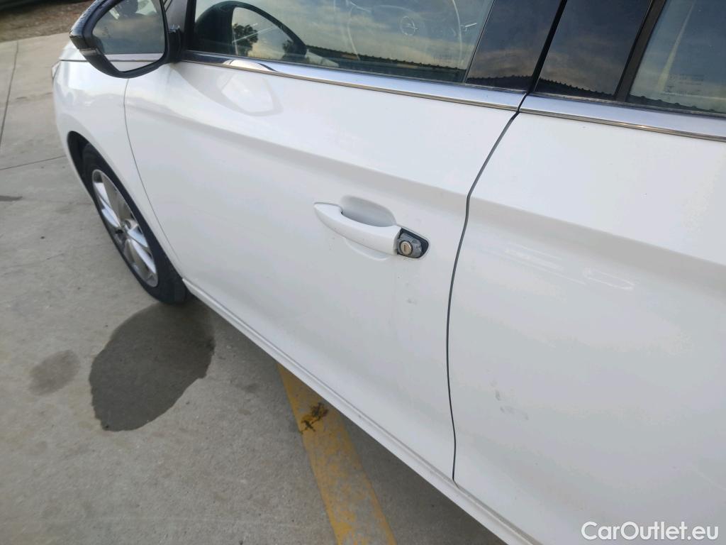 Opel  Corsa OPEL  1.2T XHL 74kW (100CV) Elegance #24