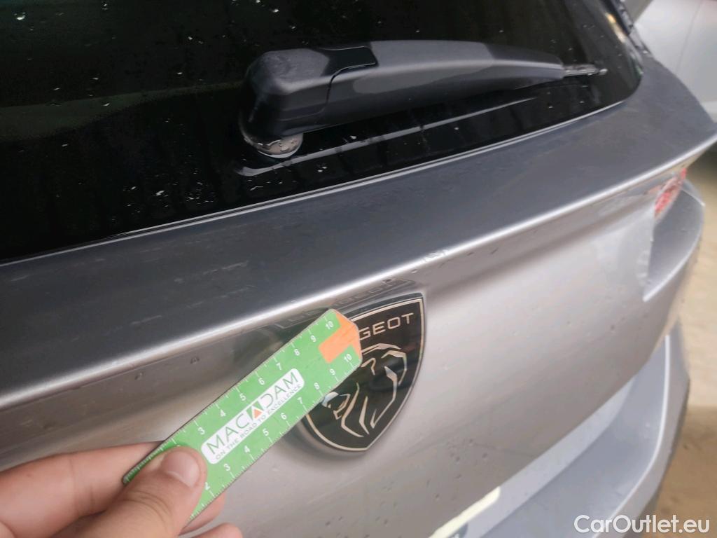 Peugeot  308 PEUGEOT  / 2021 / 5P / familiar SW Active Pack BlueHDi 130 S&S MAN #28