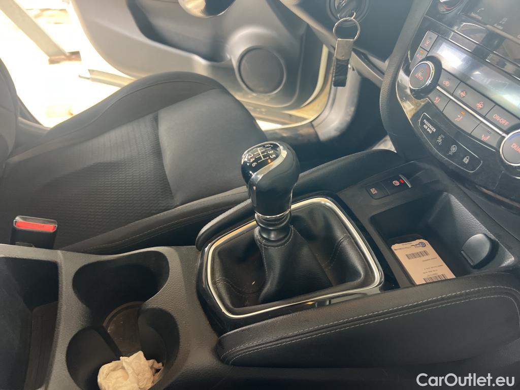 Nissan  Qashqai NISSAN  / 2017 / 5P / todoterreno dCi 85 kW (115 CV) E6D ACENTA #11