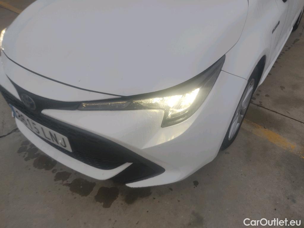 Toyota  Corolla TOYOTA  / 2019 / 5P / familiar 1.8 125H ACTIVE TECH E-CVT TOU SPORT #15