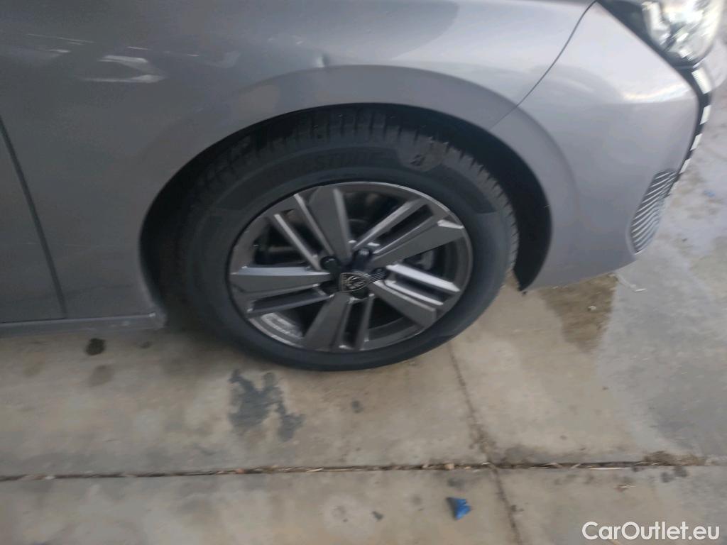 Peugeot  308 PEUGEOT  / 2021 / 5P / familiar SW Active Pack BlueHDi 130 S&S MAN #8