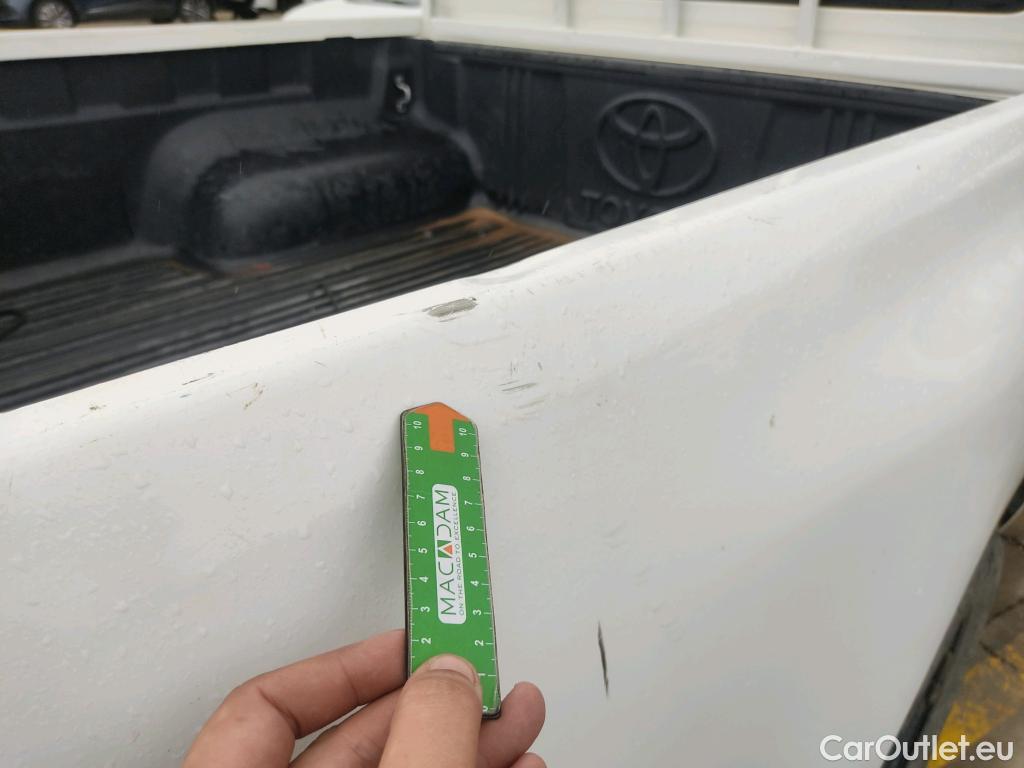  Toyota  Hilux TOYOTA  / 2020 / 4P / pickup 2.4 D-4D Cabina Doble GX #10