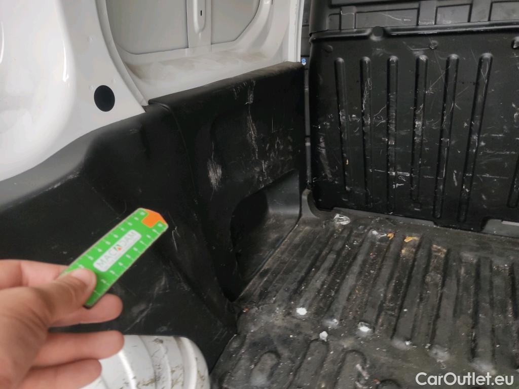  Peugeot  Partner PEUGEOT  / 2018 / 4P / furgón derivado de turismo Premium Standard 600kg BlueHDi 73kW (AC) #41