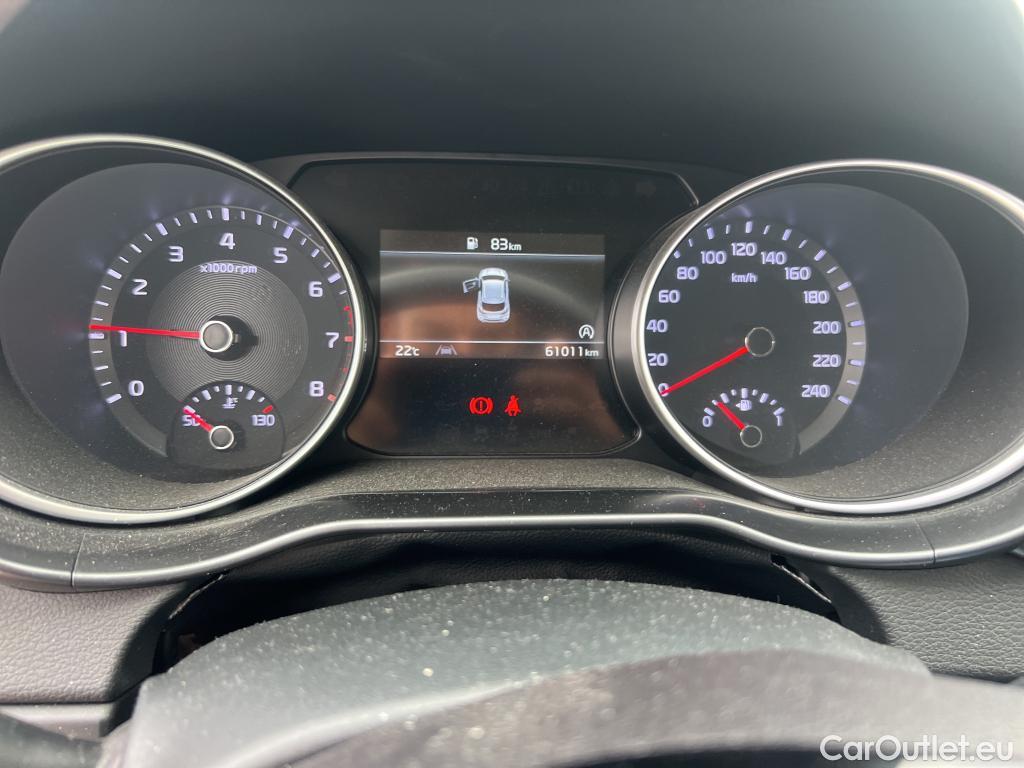 KIA  XCeed KIA  / 2022 / 5P / todoterreno 1.0 T-GDi Drive 88kW (120CV) #4