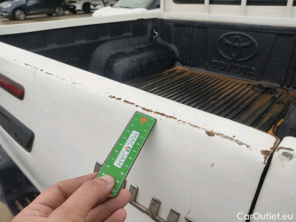  Toyota  Hilux TOYOTA  / 2020 / 4P / pickup 2.4 D-4D Cabina Doble GX #6