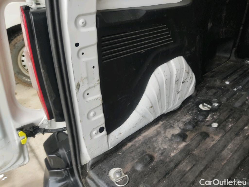  Peugeot  Partner PEUGEOT  / 2018 / 4P / furgón derivado de turismo Premium Standard 600kg BlueHDi 73kW (AC) #10