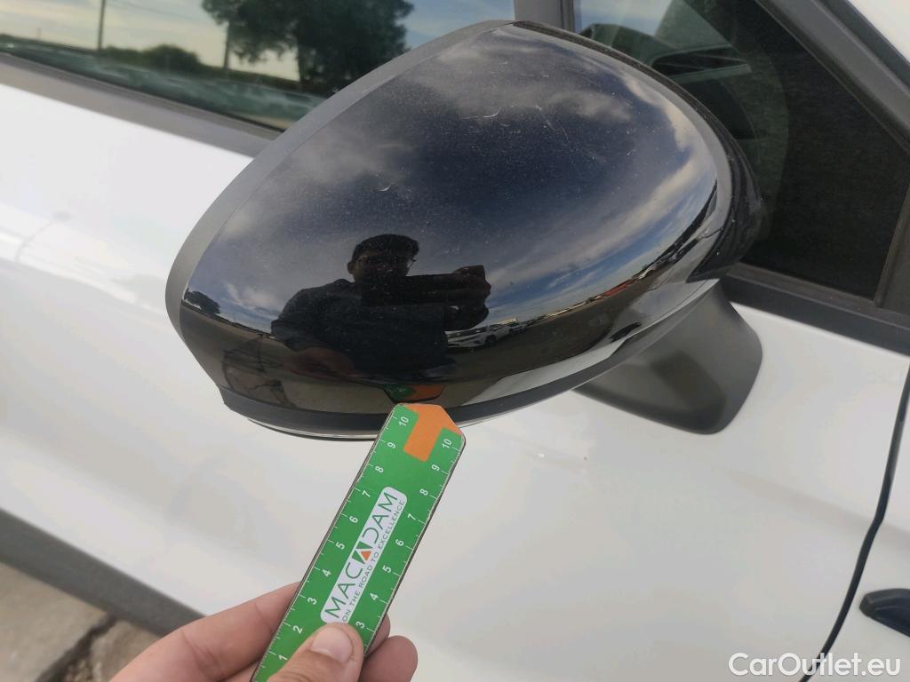  Renault  Captur RENAULT  / 2019 / 5P / todoterreno Intens TCe 90 (AC) #22