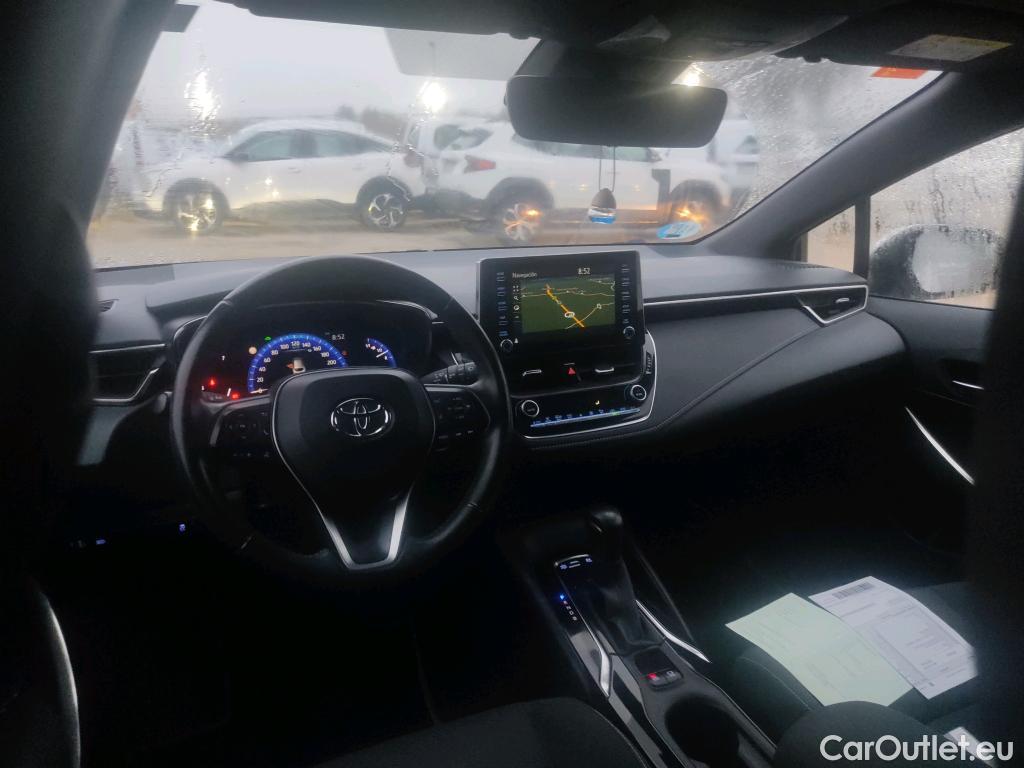 Toyota  Corolla TOYOTA  / 2019 / 5P / familiar 1.8 125H ACTIVE TECH E-CVT TOU SPORT #3