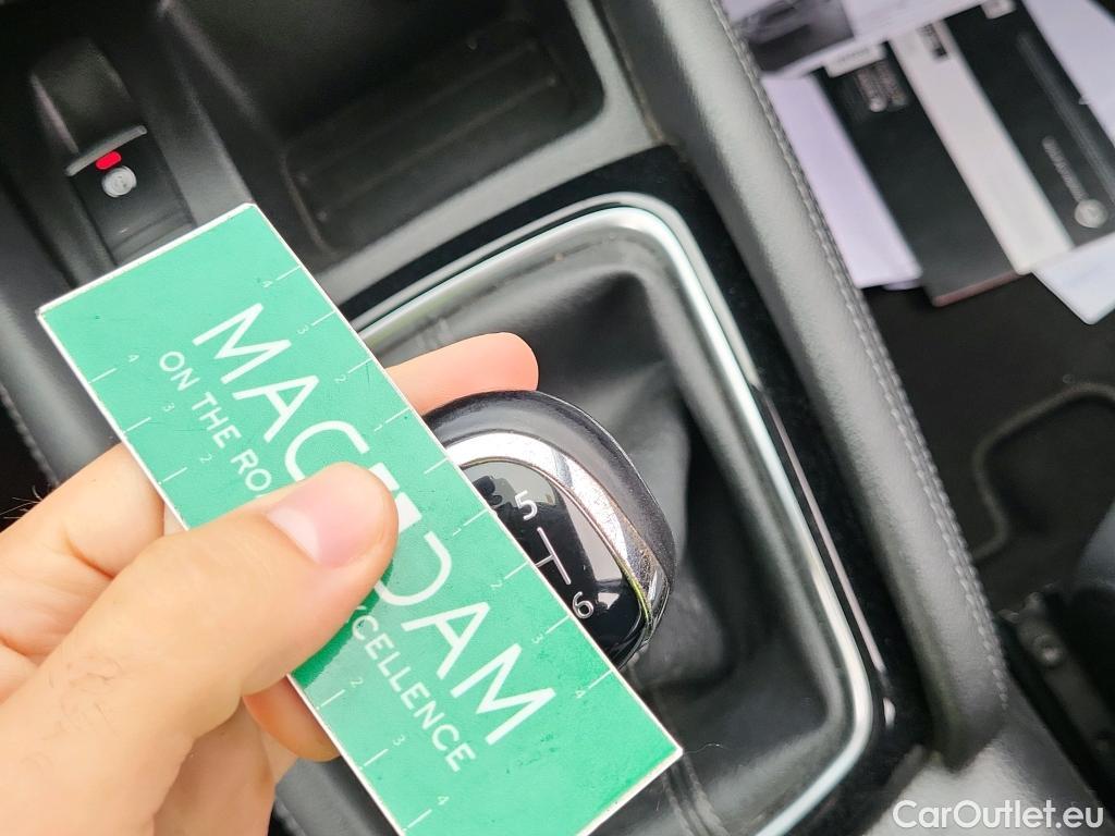 Nissan  Qashqai NISSAN  / 2017 / 5P / todoterreno dCi 85 kW (115 CV) E6D ACENTA #6