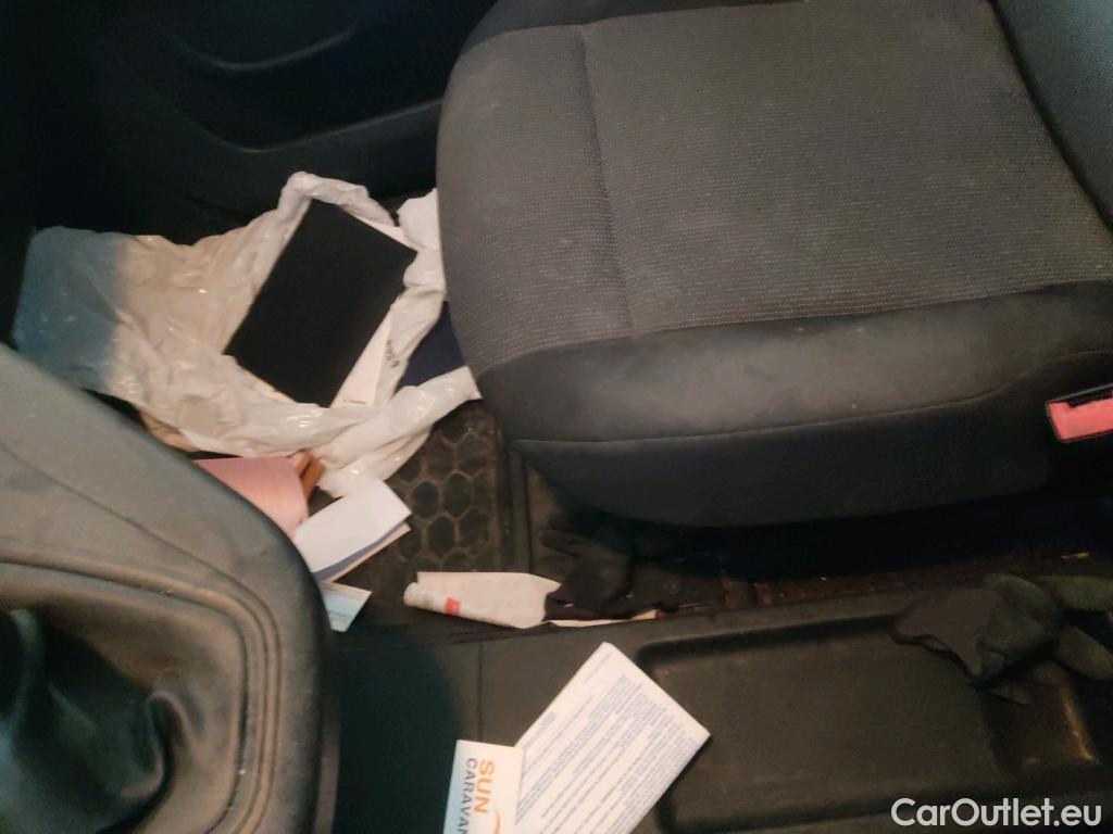  Peugeot  Partner PEUGEOT  / 2018 / 4P / furgón derivado de turismo Premium Standard 600kg BlueHDi 73kW (AC) #53