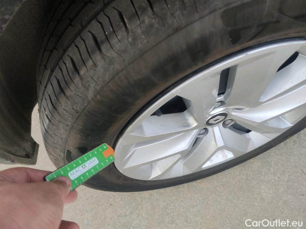  Renault  Captur RENAULT  / 2019 / 5P / todoterreno Intens TCe 90 (AC) #7