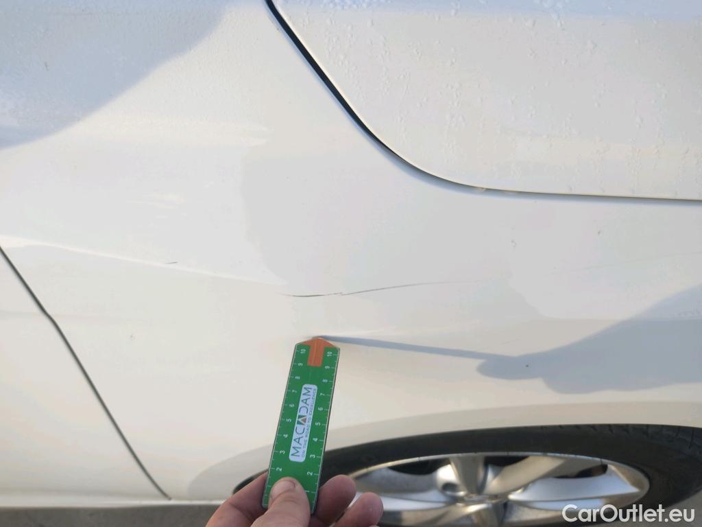 Opel  Corsa OPEL  1.2T XHL 74kW (100CV) Elegance #13