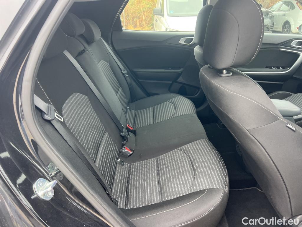 KIA  XCeed KIA  / 2022 / 5P / todoterreno 1.0 T-GDi Drive 88kW (120CV) #7