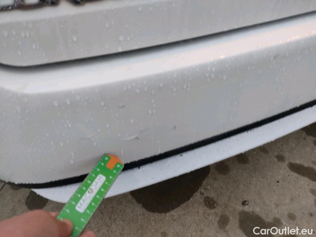 Toyota  Corolla TOYOTA  / 2019 / 5P / familiar 1.8 125H ACTIVE TECH E-CVT TOU SPORT #17