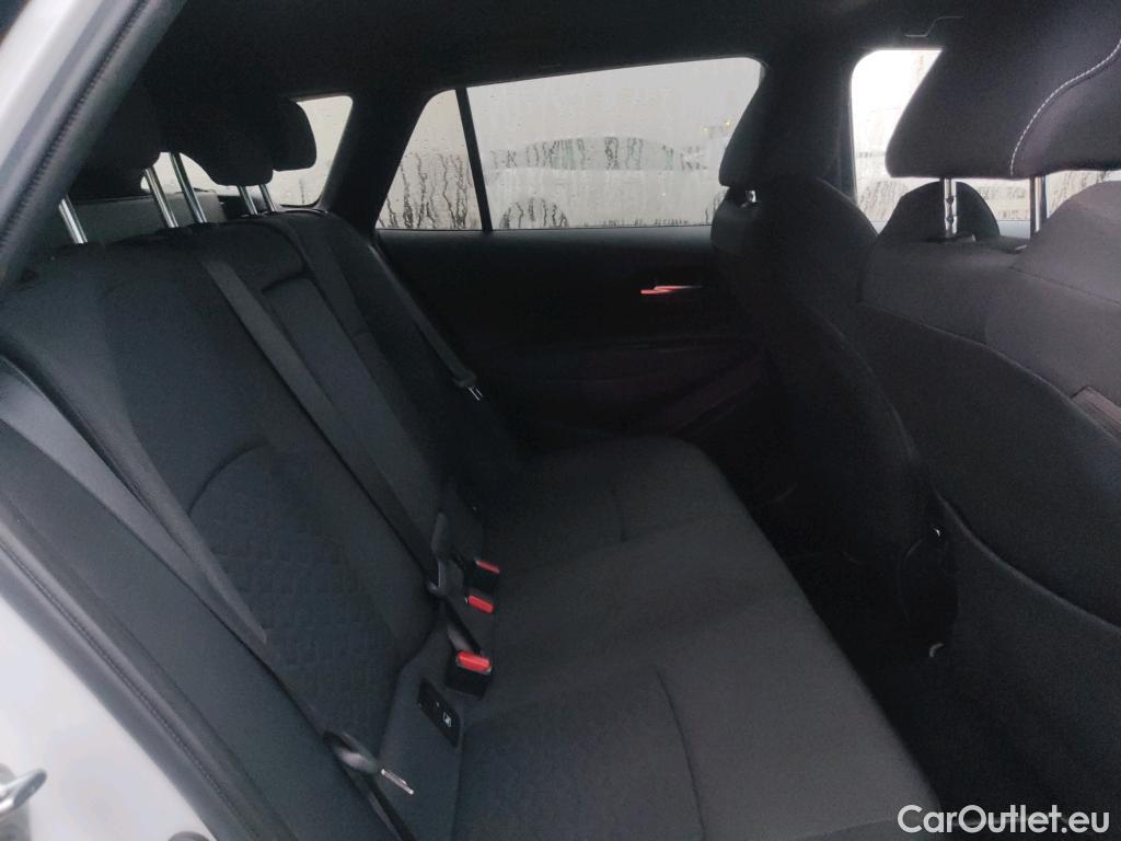 Toyota  Corolla TOYOTA  / 2019 / 5P / familiar 1.8 125H ACTIVE TECH E-CVT TOU SPORT #7