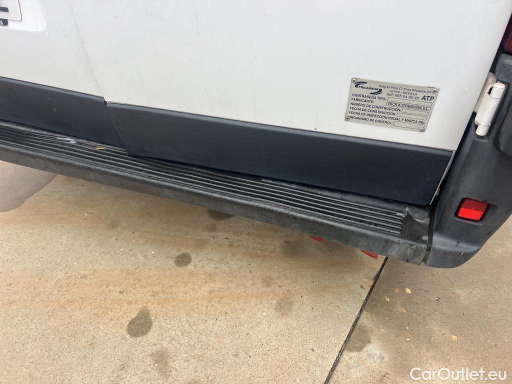  Peugeot  Boxer PEUGEOT  / 2014 / 4P / furgón 333 L2 H1 BHDI 88kW (120CV) S&S 6 Vel. M ###EQUIPO REFRIGERACION + ISOTERMO### #28