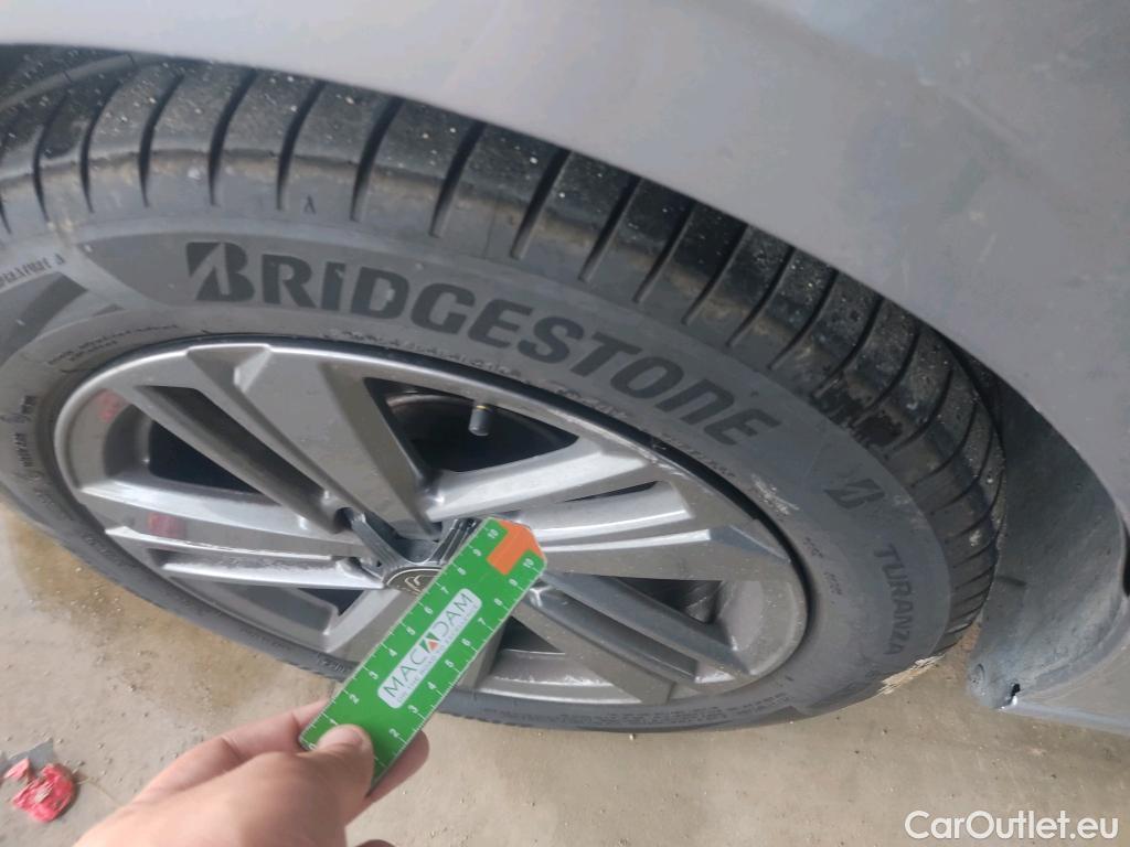 Peugeot  308 PEUGEOT  / 2021 / 5P / familiar SW Active Pack BlueHDi 130 S&S MAN #7