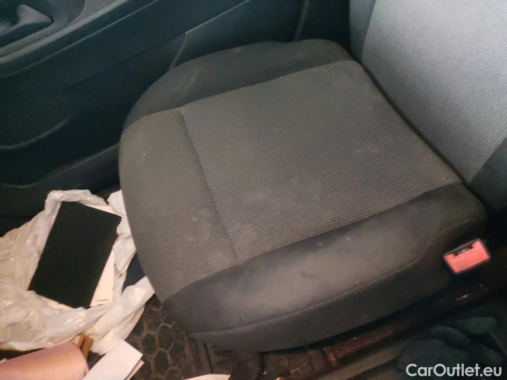  Peugeot  Partner PEUGEOT  / 2018 / 4P / furgón derivado de turismo Premium Standard 600kg BlueHDi 73kW (AC) #1