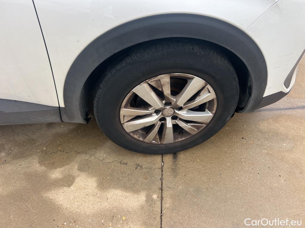  Peugeot  3008 PEUGEOT  / 2020 / 5P / todoterreno 1.5 BlueHDi 96kW (130CV) S&S Active Pack (AC4) #12