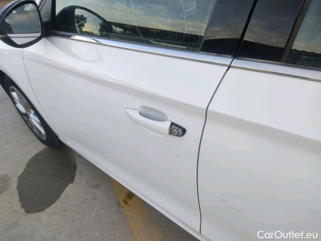 Opel  Corsa OPEL  1.2T XHL 74kW (100CV) Elegance #5