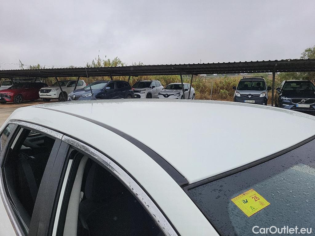 Nissan  Qashqai NISSAN  / 2017 / 5P / todoterreno dCi 85 kW (115 CV) E6D ACENTA #14